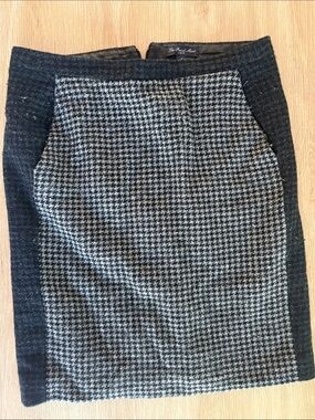 J. Crew Factory Black and Gray Houndstooth Pencil Skirt